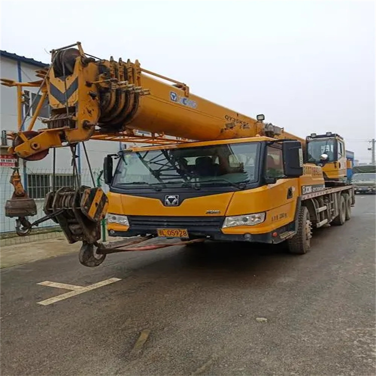 仙桃吊车出租保险：全面覆盖，安全无忧