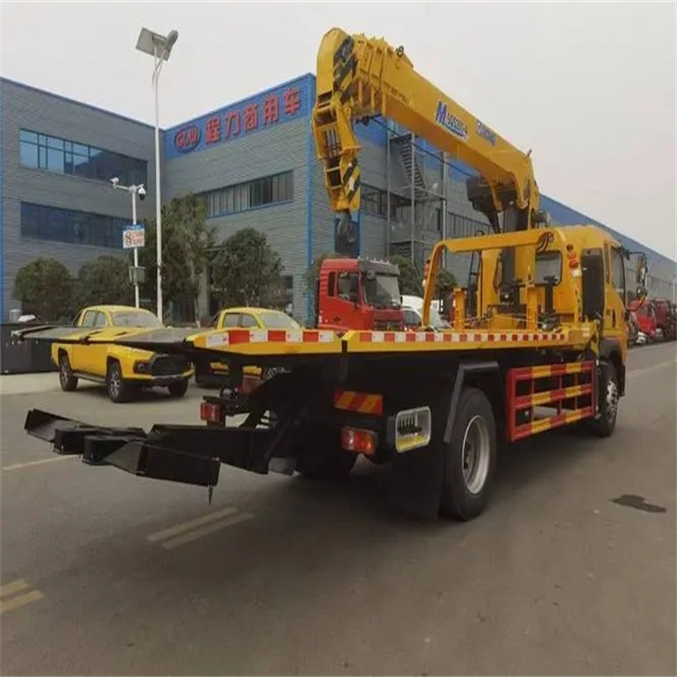 仙桃附近小随车吊出租电话，轻松解决搬运烦恼