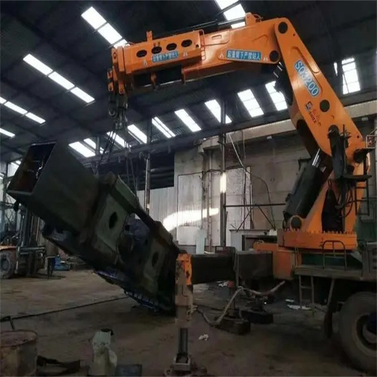 仙桃130吨折臂吊车出租吊机租赁附近电话